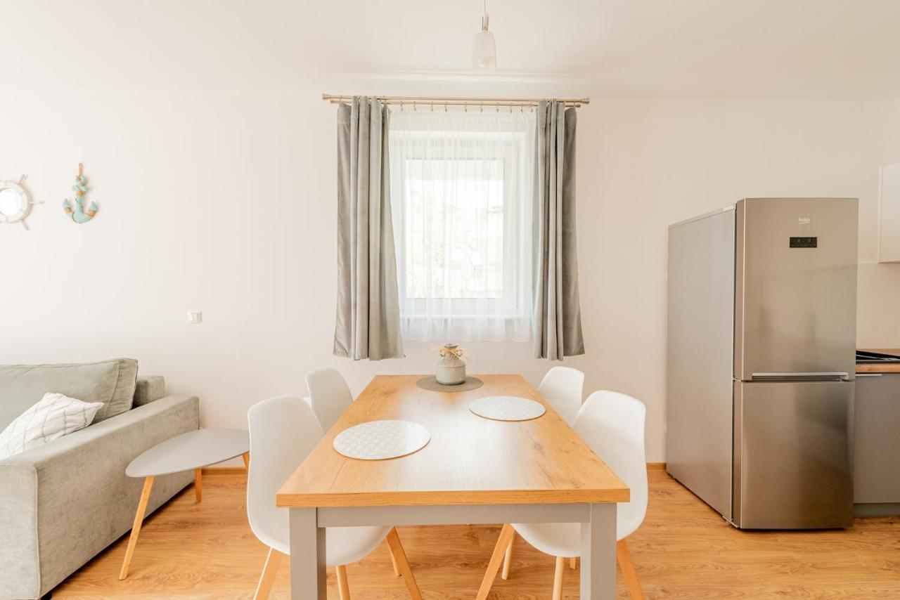 Harbor 9 Apartment Kołobrzeg Esterno foto